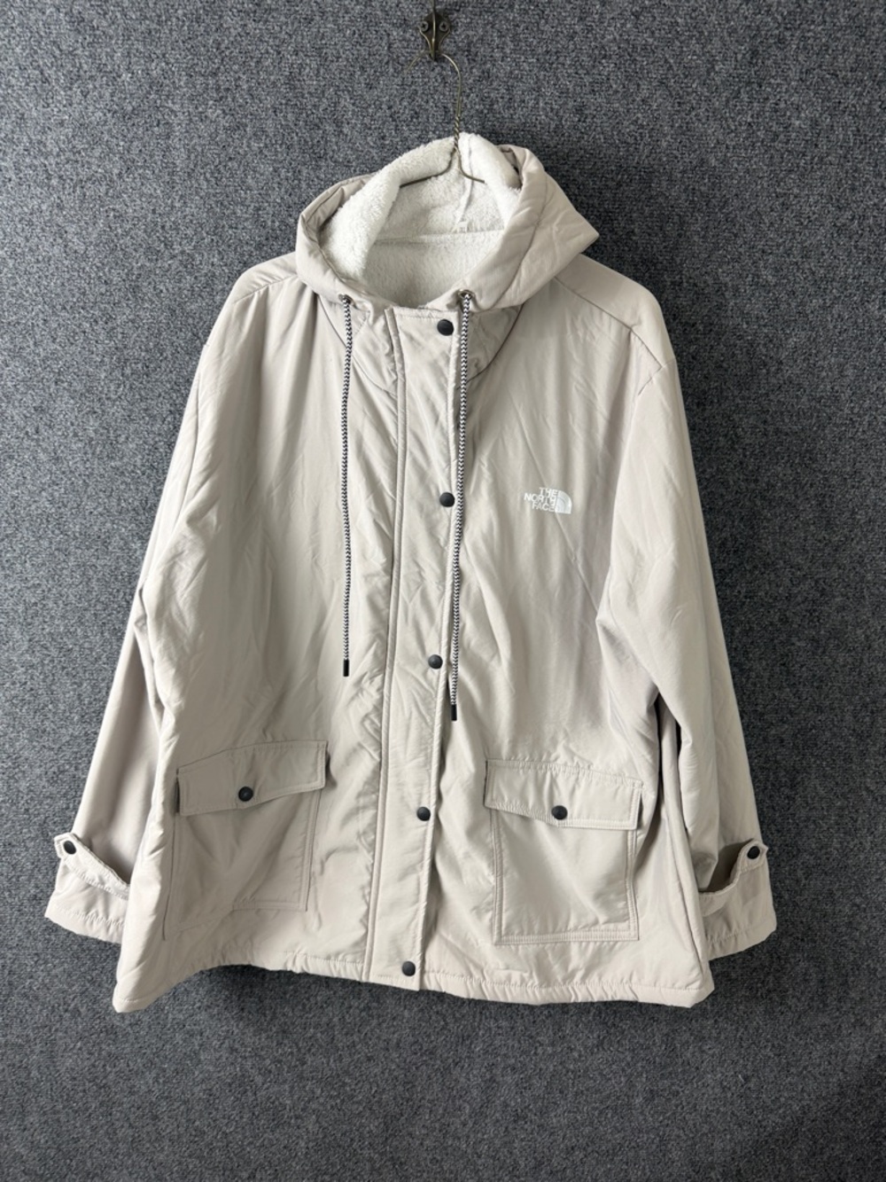 The North Face Women's 3X  Cream Hooded Utility Jacket soft fleece lined